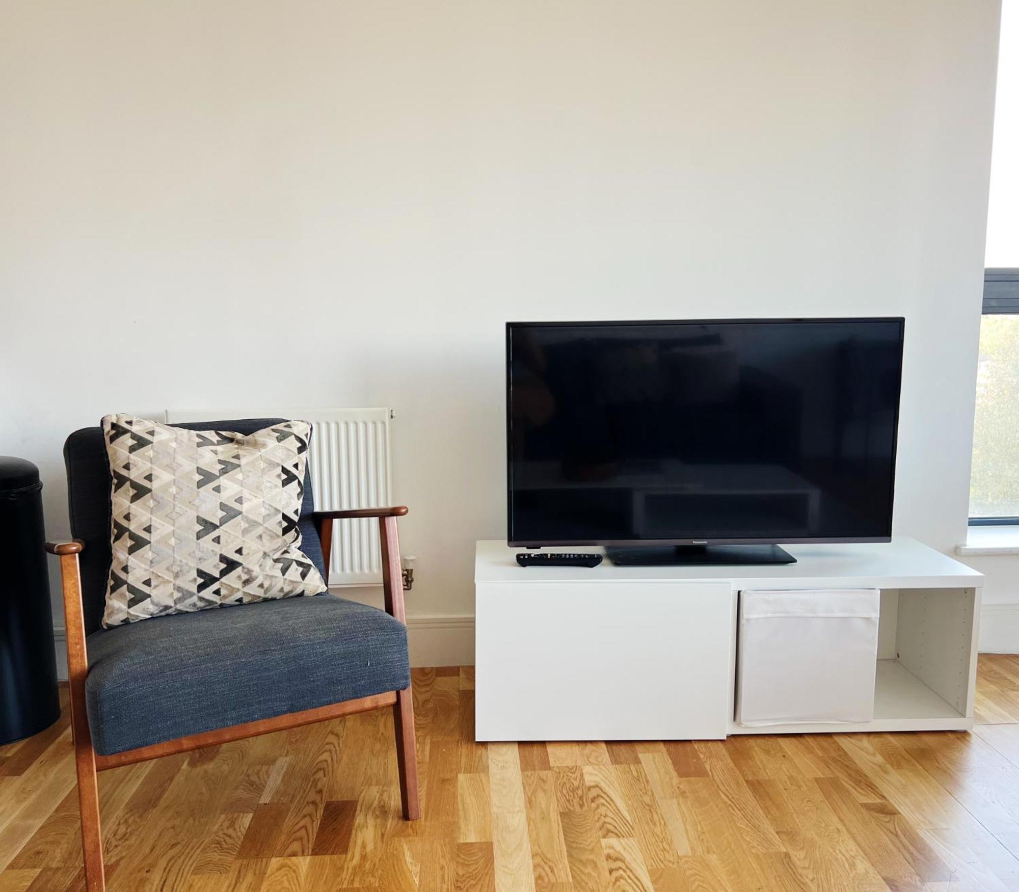 Stunning Riverside View Apartment, Near Canary Wharf & O2 Londra Exterior foto
